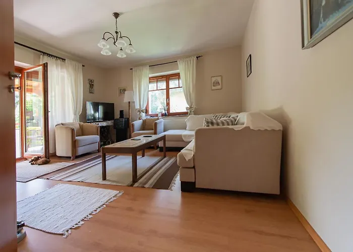 Apartment Voelgykapu Vendeghaz Monostorapati